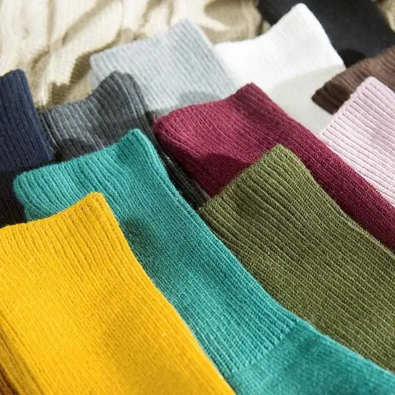 

2 Pair Breathable Winer Women Socks Womens Fashion Sock Females High Cut Ankle Socks Students Female Girls AE0020