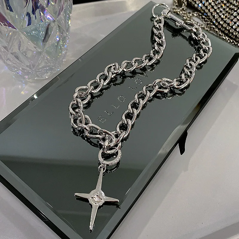 

2021 New Necklace Cross Pendant Women's Clavicle Chain Fashion Jewelry Niche Design Simple Temperament Removable Accessories