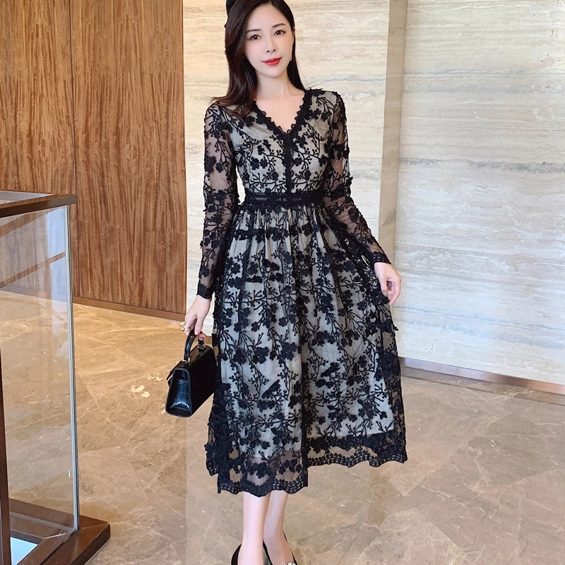 

Vintage Black Embroidery Mesh Dresses Women Elegant V-Neck High Waist Runway Party Dress Ladies Fall Winter Vestidos