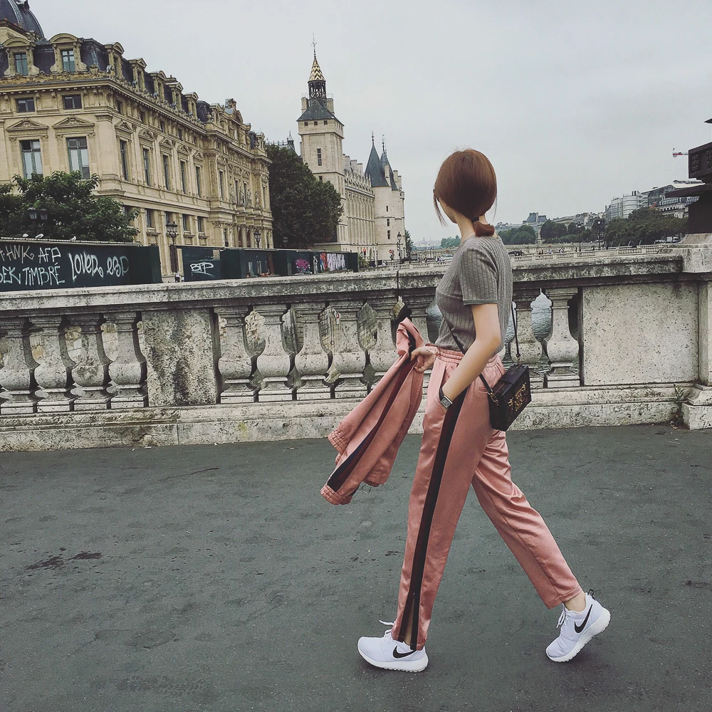 Крутая модная летняя одежда розовые повседневные спортивные костюмы полосатая