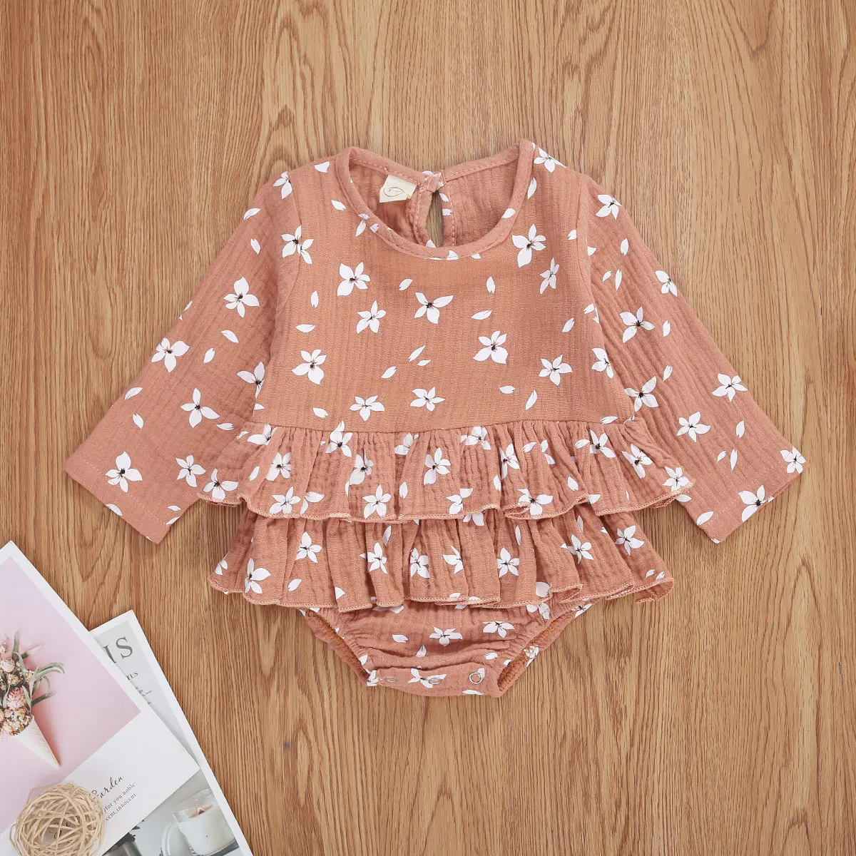 Комбинезон из хлопка и льна с длинным рукавом круглым вырезом |