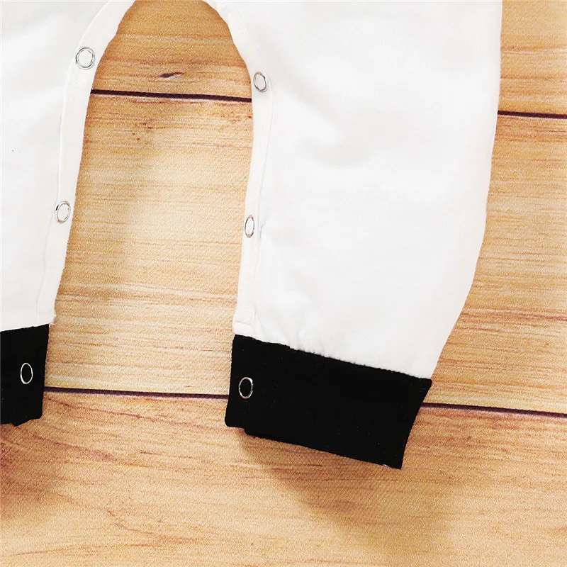 

Infant Babys Boys Long Sleeve Cotton Jumpsuit Autumn Fashion Stripe and Pumpkin Hooded Halloween Romper