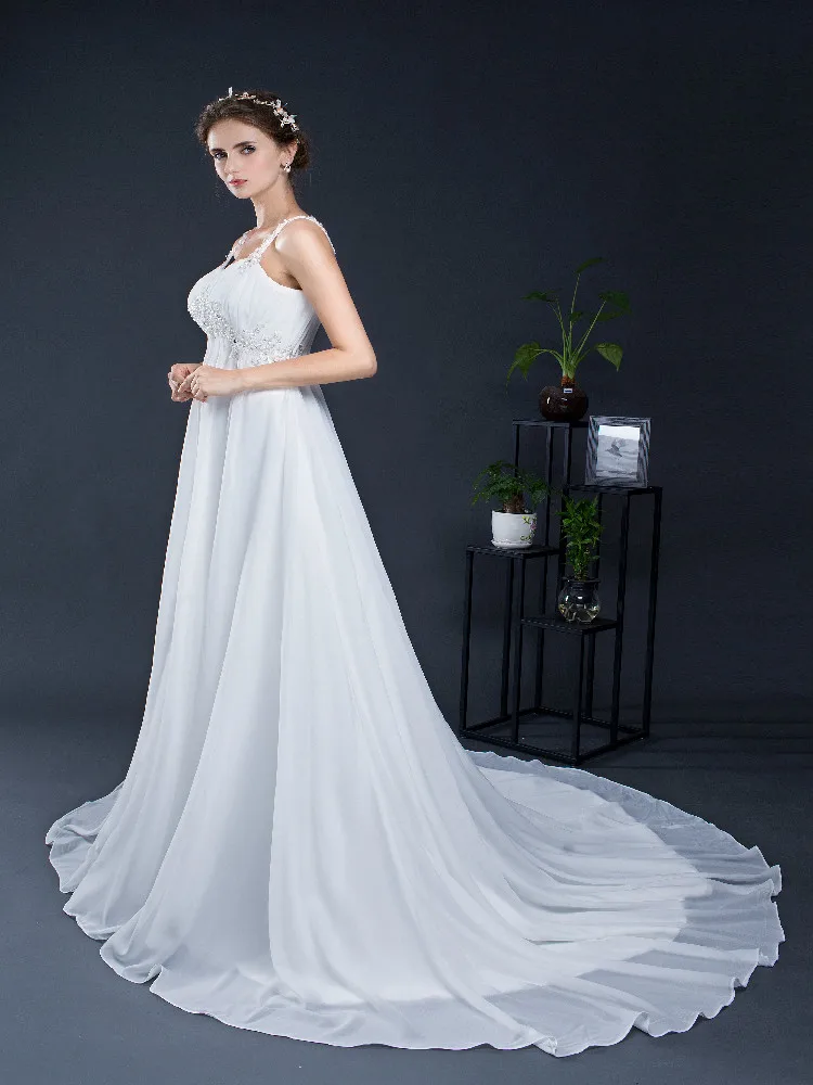 Свадебное платье из шифона на бретельках с вышивкой кружевом аппликацией