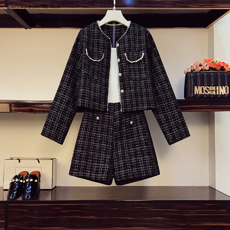 

Large size women's autumn clothing 2020 new sister fashionable age-reducing woolen coat shorts two-piece suit