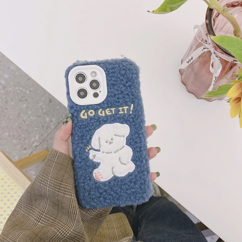 

Cute Dog Warm Lamb Plush Fabric Phone Case For iPhone 13 12 11 Pro Max X Xs Max Xr 7 8 Plus Cases Fuzzy Soft Back Cover Coque