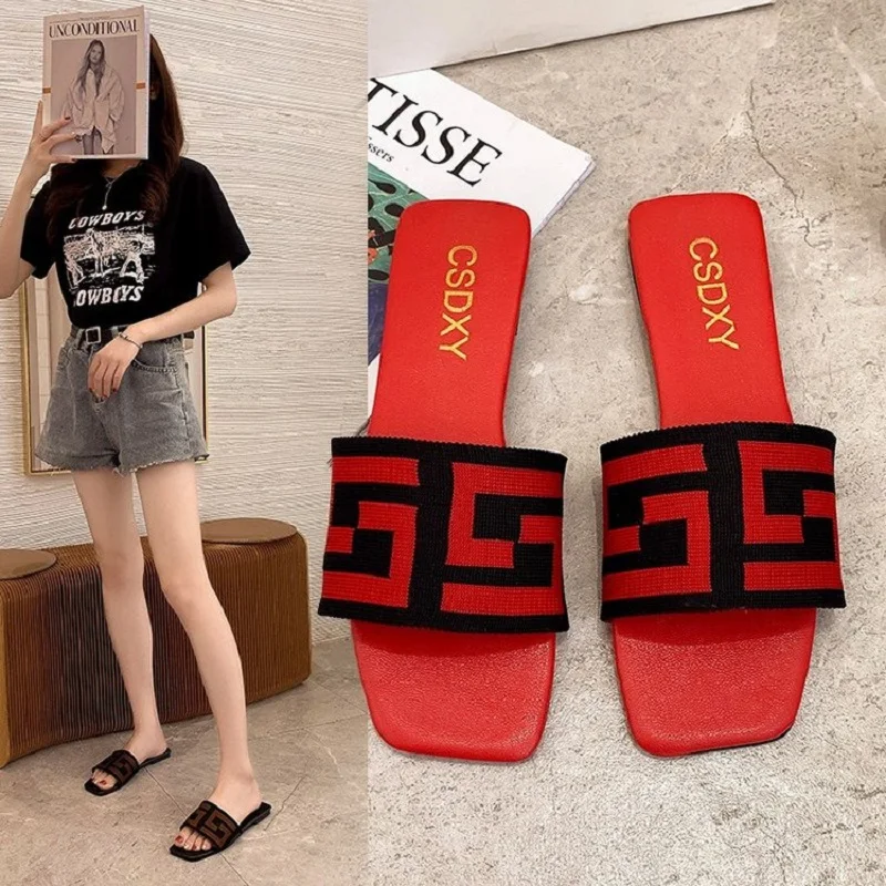 

Summer Brand Letter Design Ladies Slippers Fashion 2021 Casual Fashion Large Size Flat Sandals Ladies Beach Non-Slip Flip Flops