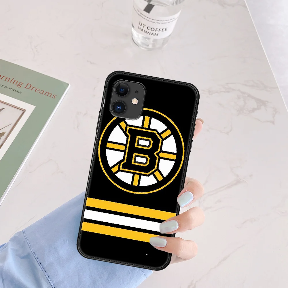 

Boston Bear Hockey Ice Phone Case For Iphone 5 5S SE 2020 6 6S 7 8 Plus 11 12 Mini X XS XR Pro Max black Coque 3D Bumper Fashion