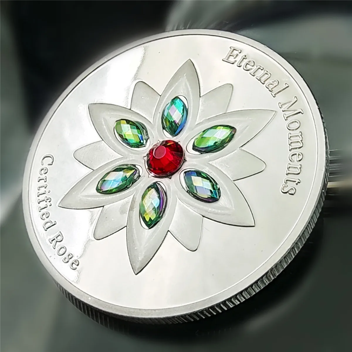 Монета из розового серебра с бриллиантами для надписей Вечные моменты - купить по