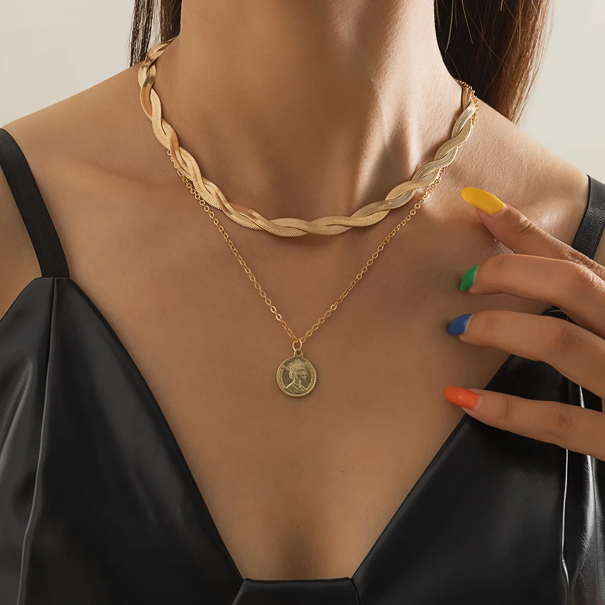 

Vintage Layered Chains Necklaces For Women Girls Golden Metal Snake Chains Choker Necklaces Female Jewelry Collares De Moda 2021