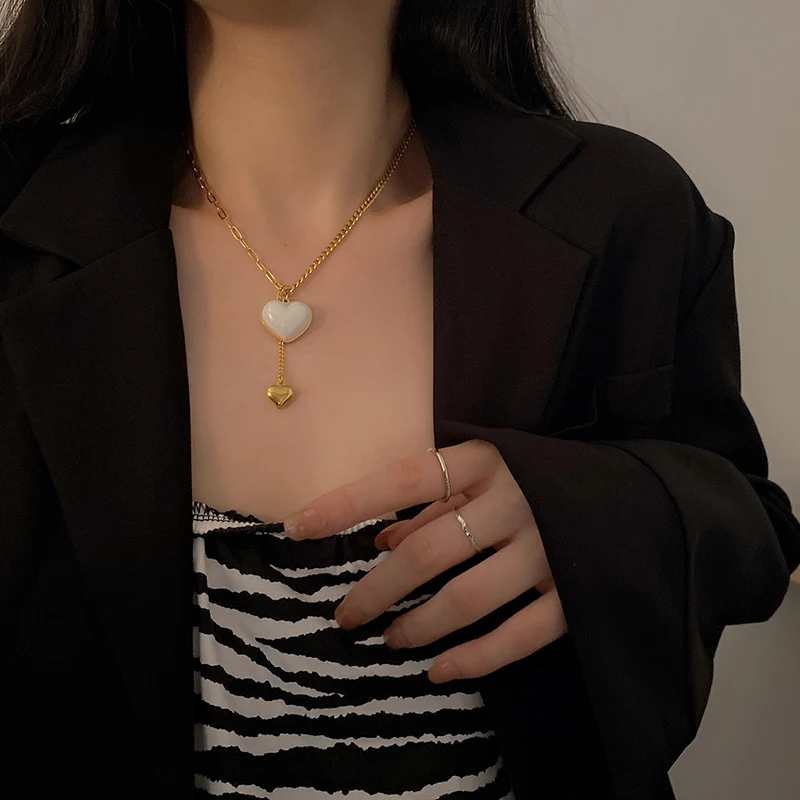 

MEYRROYU Stainless Steel Gold Color Tassel Resin Heart Pendant Necklace For Women 2021 Trend Party Fashion Jewelry collares para