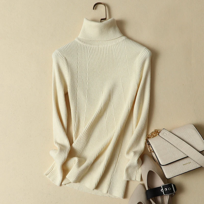 Свитер женский трикотажный Осень-зима 2021 | Женская одежда