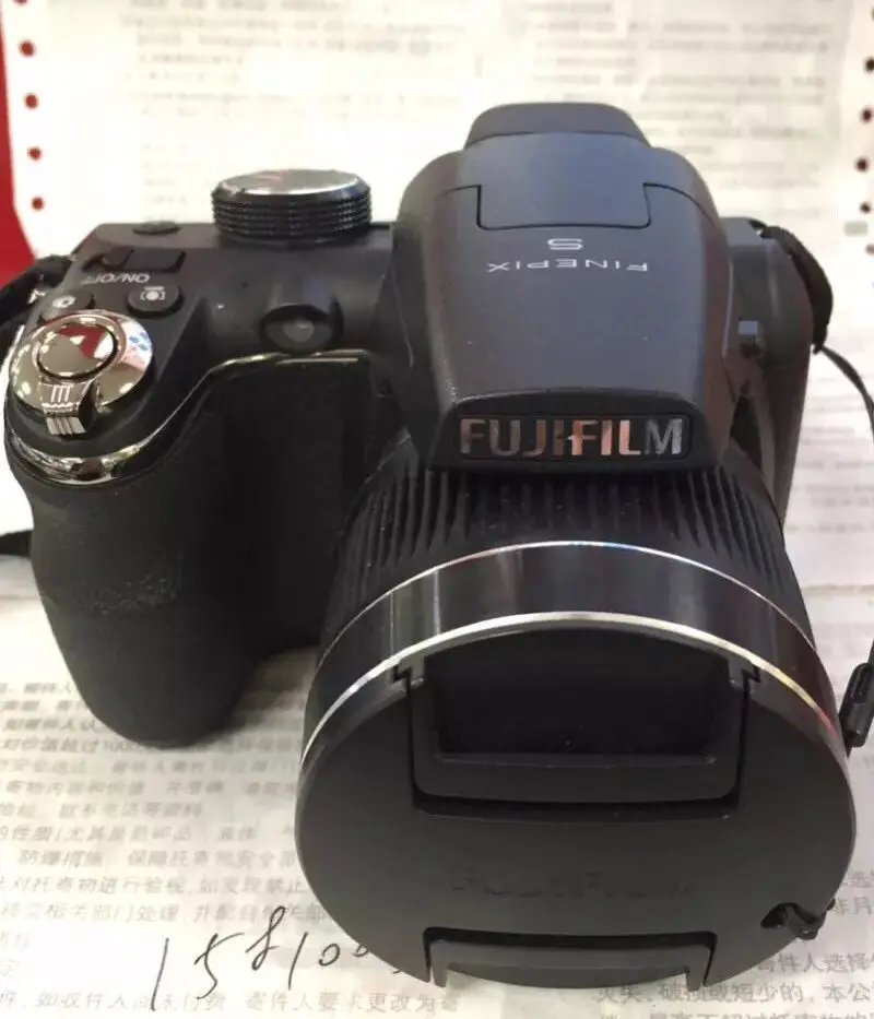 Камера FuJifilm FinePix S4050 с CCD камерой 30x1280x720 HD б/у | Электроника