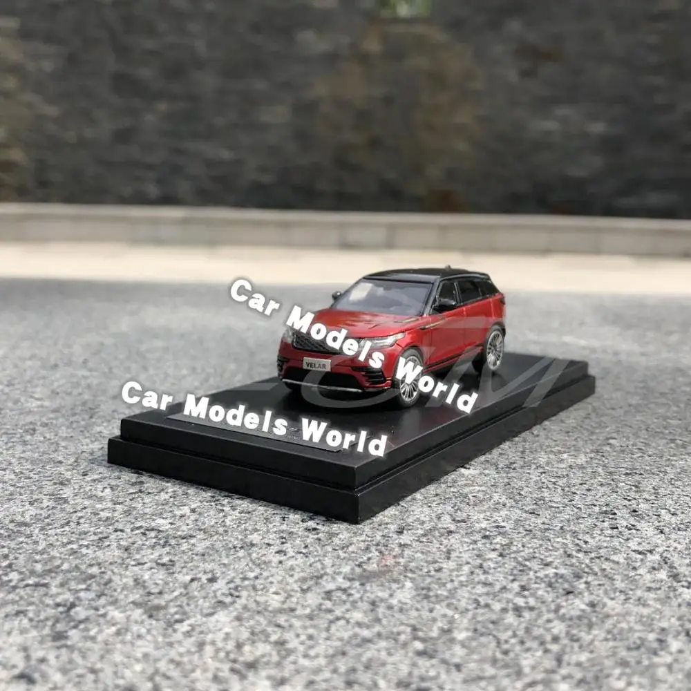 Литая под давлением модель автомобиля для ЖК-моделей Velar 1: 64 3 шт(белый, красный, синий)+ маленький подарок