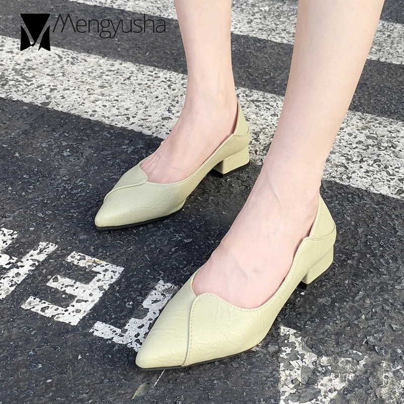 Женские туфли с острым носком брендовые офисные на высоком каблуке закрытым