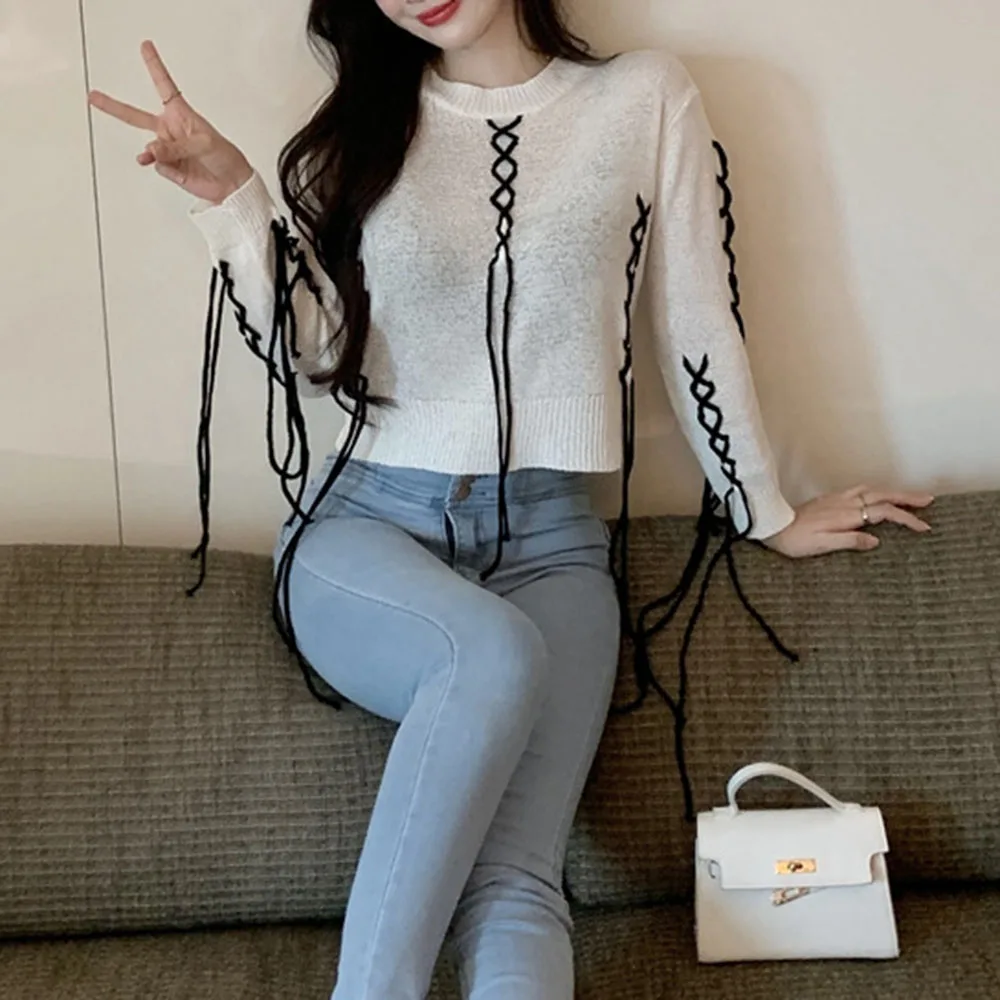 

Sweater Women New Color Contrast Tassel Puttee Solid Color Round Neck Long Sleeve Navel Autumn 2021 High Street Fashion Casual