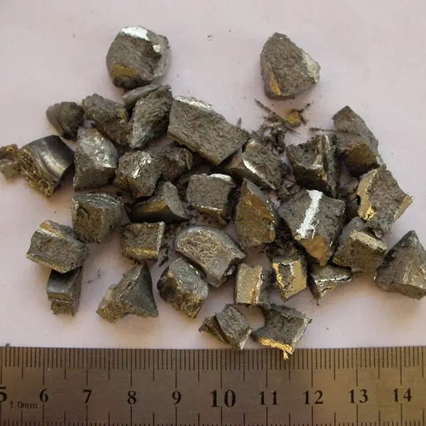 Куб иттрия насыпью стеклянный уплотнитель чистый 99.9% Периодическая таблица