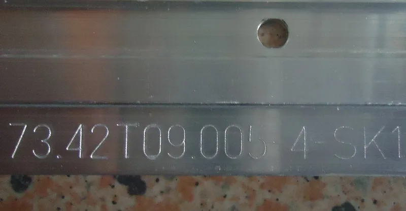 

NEW! 4 PCS LED backlight strip 42T09-05B for 73.42T09.005-4-SK1 73.42T09.004-4-SK1 T420HW07 V.6 panel 52 LEDs 472MM