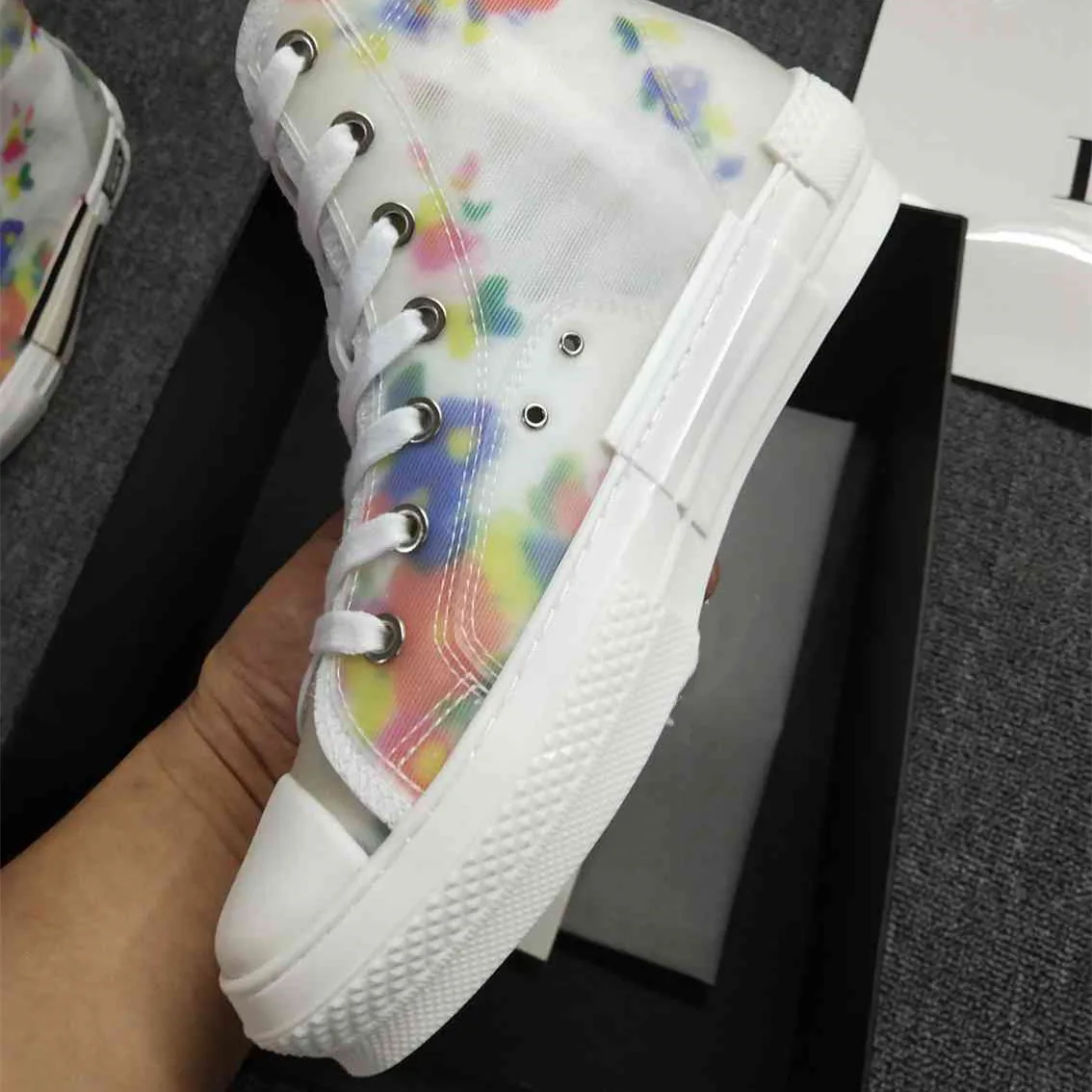 

Prowow Spring or Autum Women High Top Canvas Casual Shoes for The Couple Luxury Brand Canvas with Printing Lace Up Thick Bottom