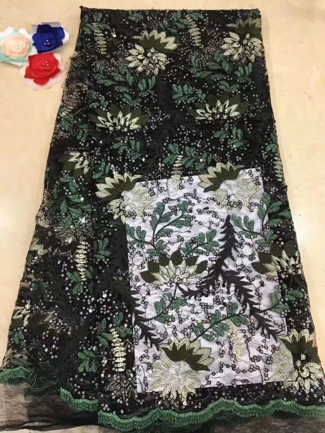 

High quality African guipure lace fabric for sewing.Best selling african cord lace fabric Royal Blue Nigerian wedding D125