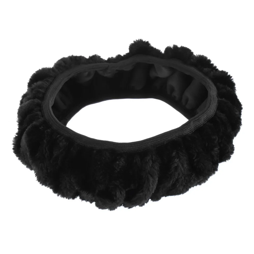

Auto Warm plush winter car steering wheel cover imitation wool Universal auto supplies car accessories hot sale
