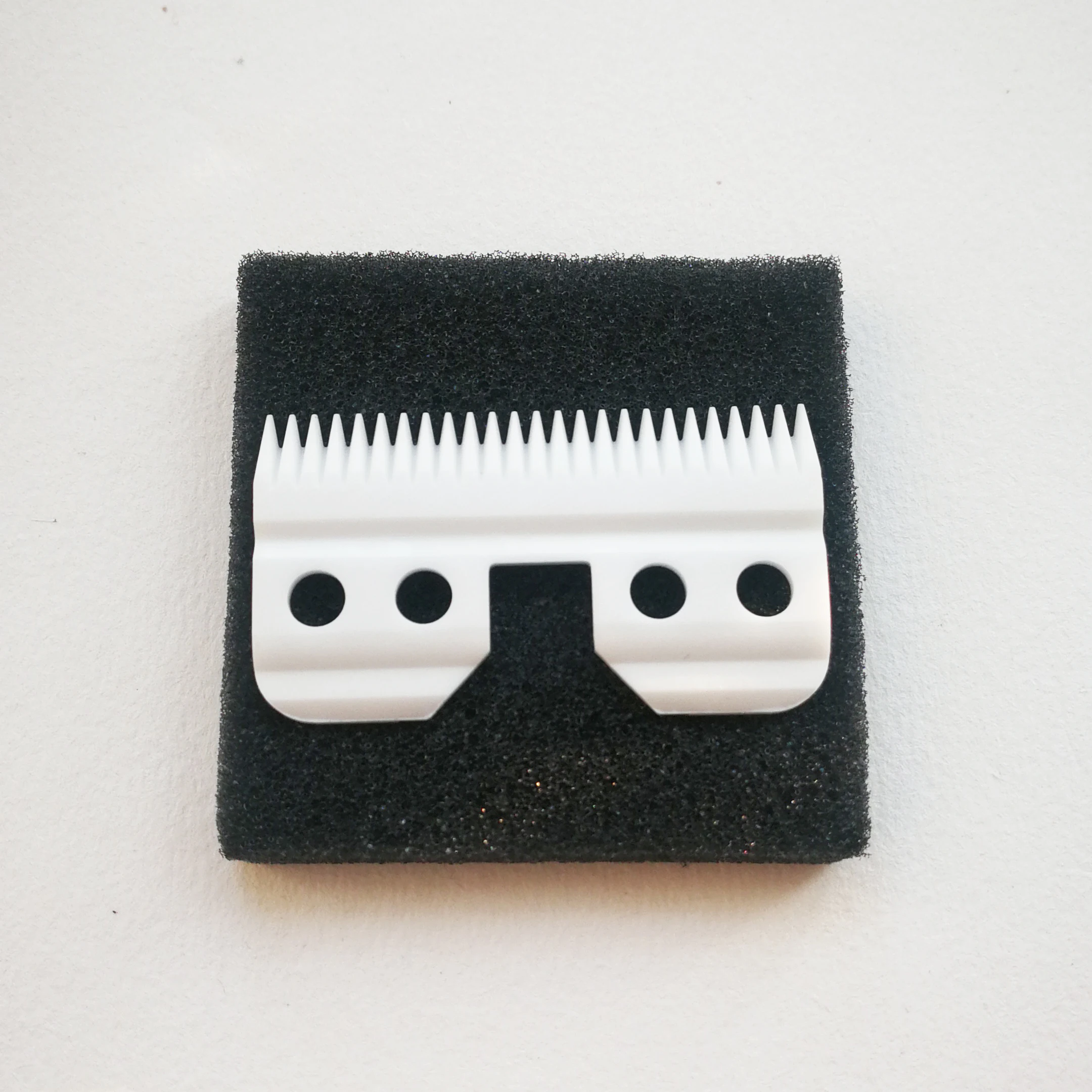 100 шт./лот 18 и 25 зубьев машинка для стрижки собак керамическое движущееся лезвие