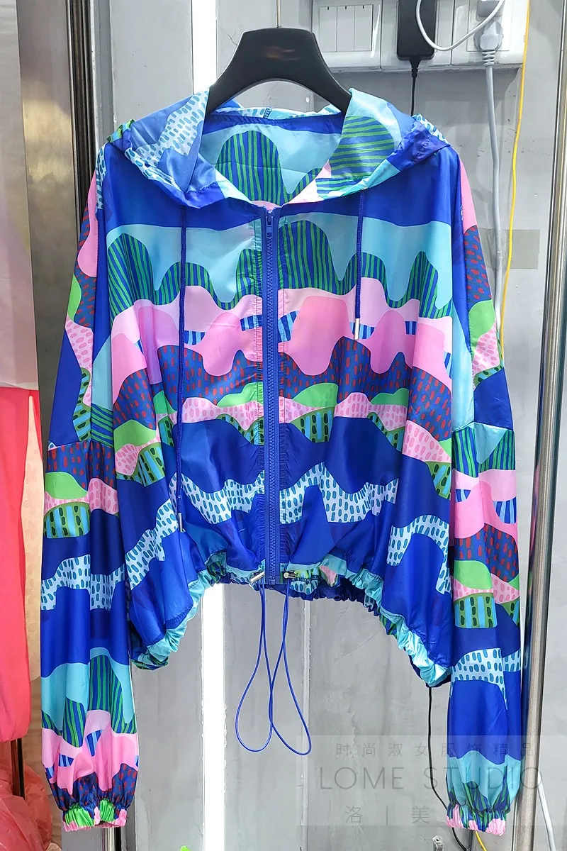 

2021 Summer New European Style Coat Super Popular Printed Hooded Short Jacket Thin Sun Protection Clothing Coat for Women