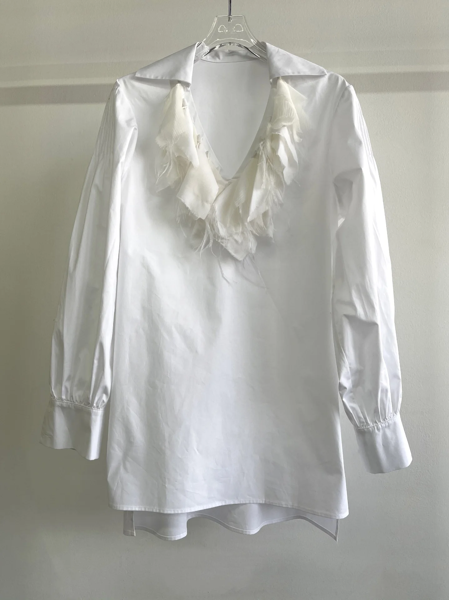

fashion 2021 new women long-sleeved sexy casual lace ruffled feather silk pleated shirt 0326