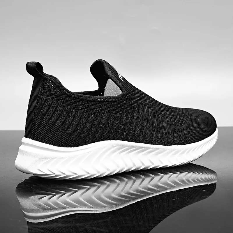 

Lightweight Men Running Shoes 2021 Comfortable Men's Sneakers Mesh Breathable Outdoor Tennis Sports Shoes