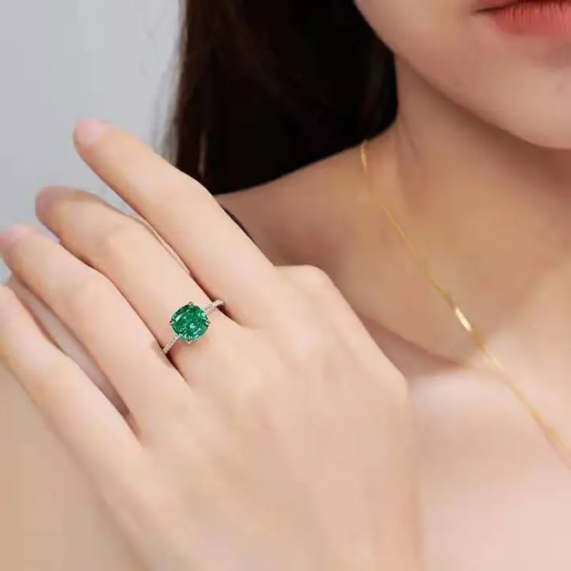 

Jazaz 100% 925 Sterling Silver Sparkling Green Zircon High Carbon Diamond Rings For Women Wedding Engagement Party Fine B1046