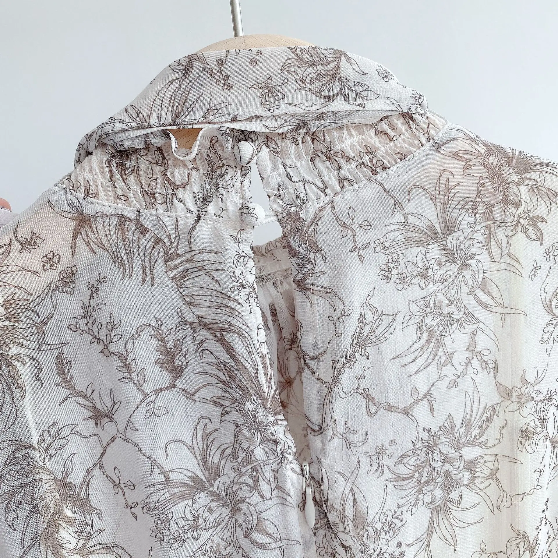 

2021 Spring Woman Clothing Japanese Half High Collar Little Flying Sleeve Print Screw Thread Splicing Empire Dresses