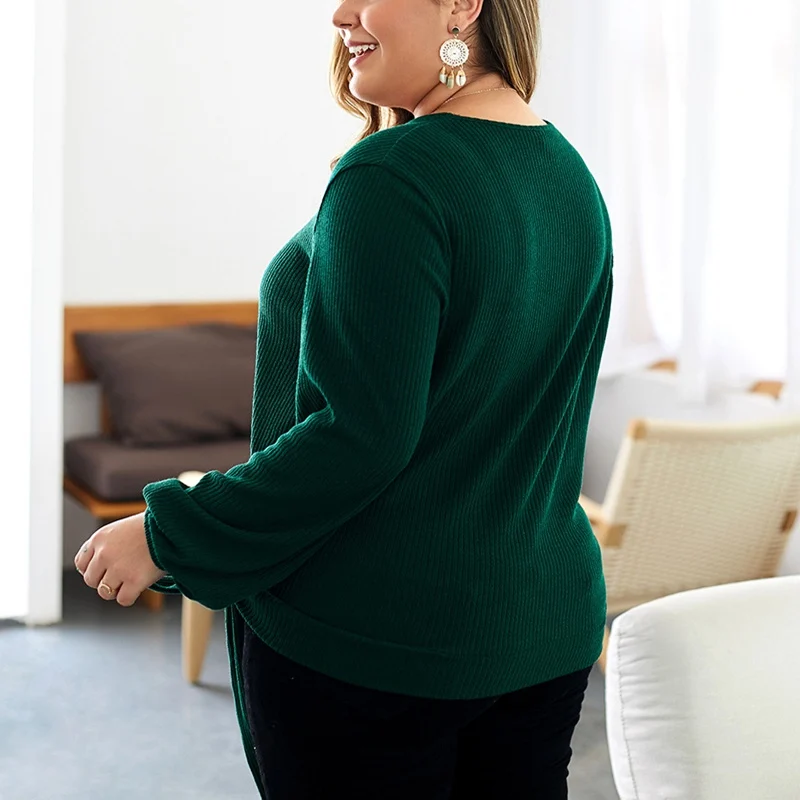 Autumn and winter large size women's 4XL 5XL 6XL 7XL 8XL solid color sexy V-neck fashion lantern sleeve sweater bust 129CM | Женская