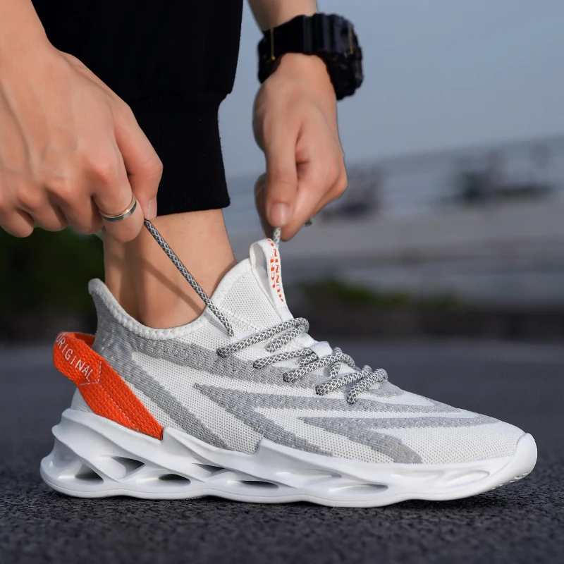 Мужские кроссовки Рабочая обувь для прогулок мягкая ажурная подошва