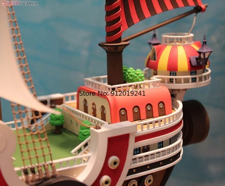 

28cm japan Anime One Piece Thousand Sunny & Going Merry Pirate Ship Model Boat PVC original Action Figure Collectible Toys
