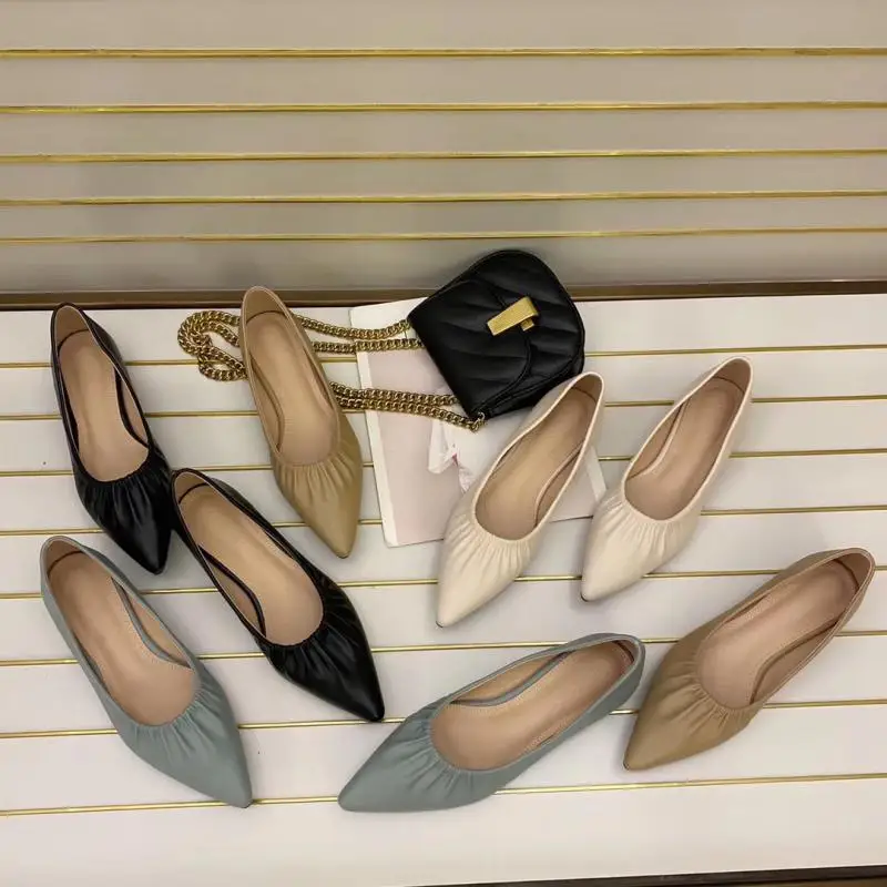 

Сандалии женские кожаные плиссированные с острым носком, босоножки на плоской подошве, с открытым носком, летняя обувь