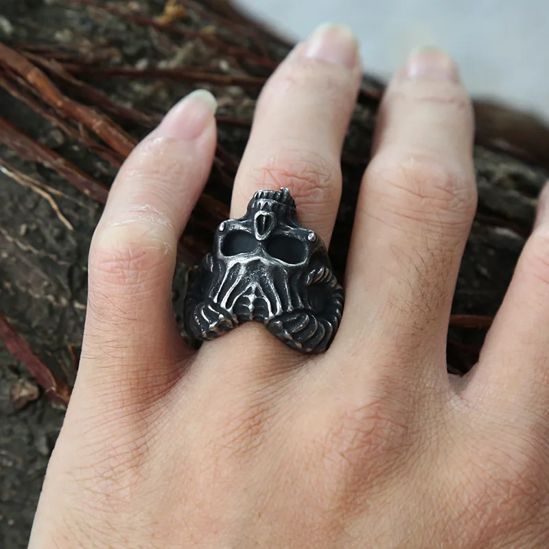 Мужское кольцо с головой сатаны готическое из нержавеющей стали в стиле хип-хоп