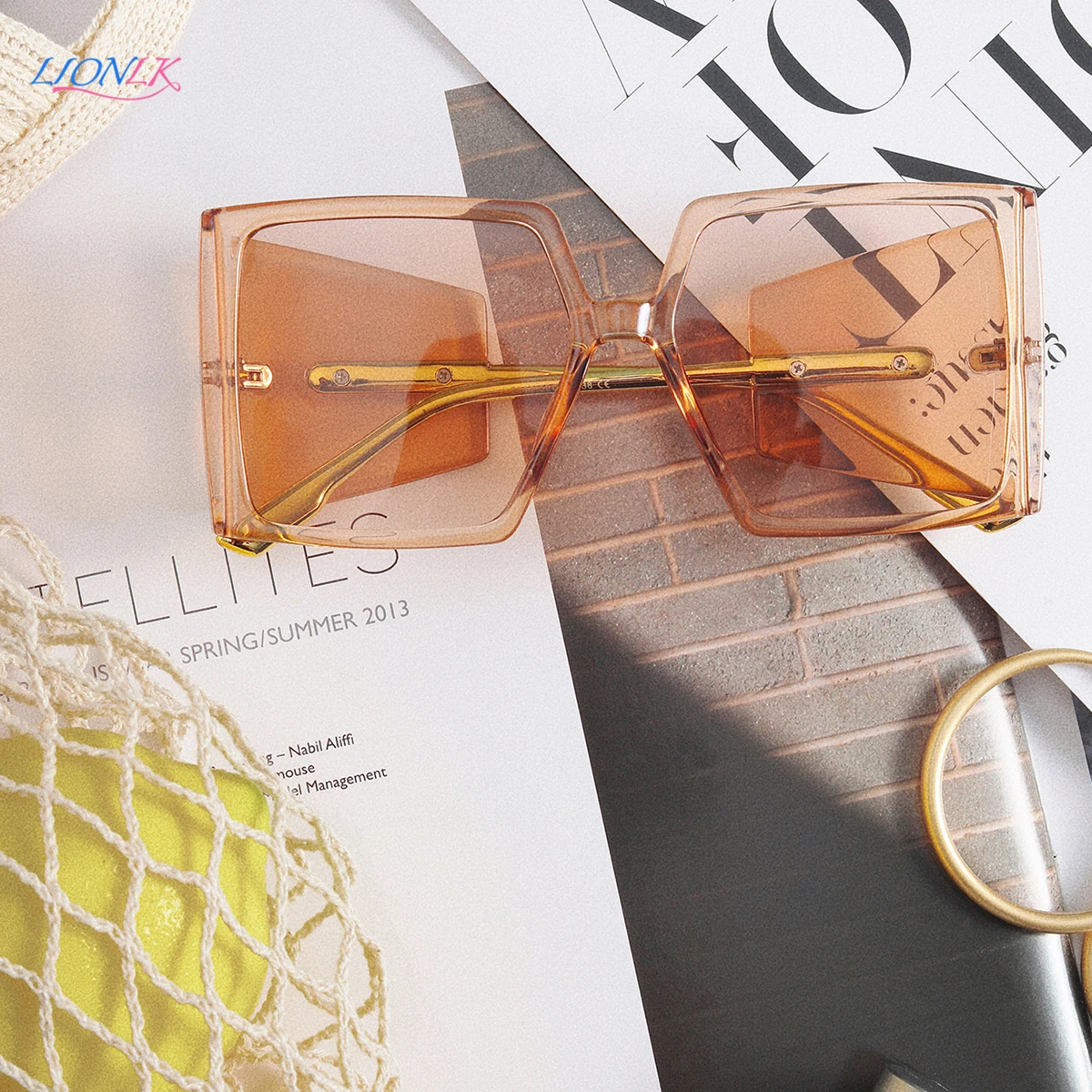 

LIONLK Fashion Square Oversized Women Sunglasses Retro Girl Transparent Frame Luxury Glasses 2021 Black Yellow Green Blue Hot