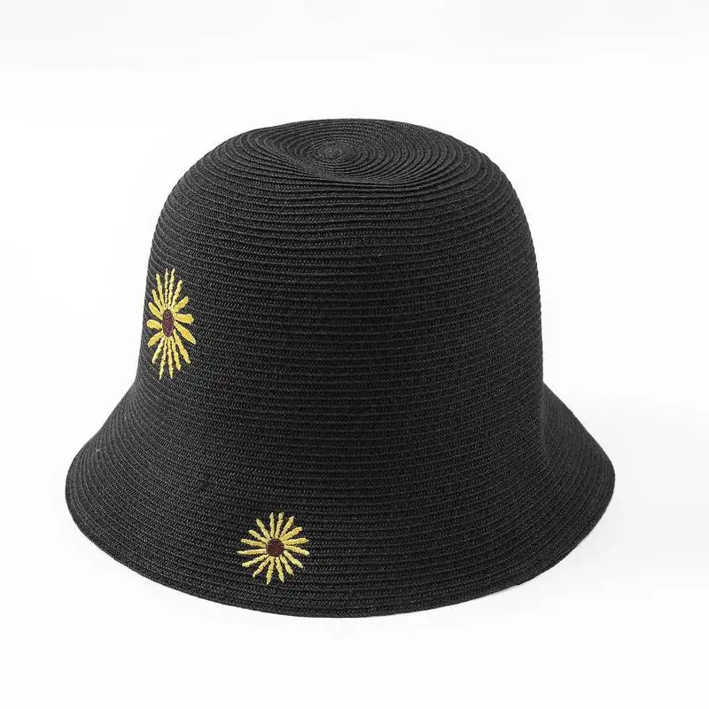 

Designer brand women straw hat trendy trendy ladies beach hat summer wild fisherman hat flower decoration cute female hat
