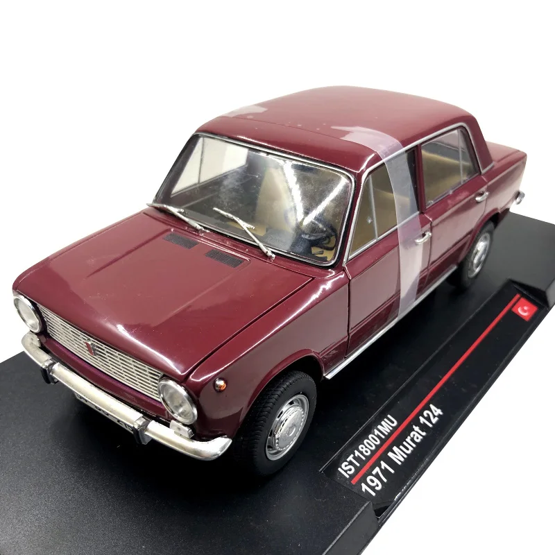 Литая Металлическая машинка из сплава в масштабе 1:18 русский автомобиль Lada Fiat