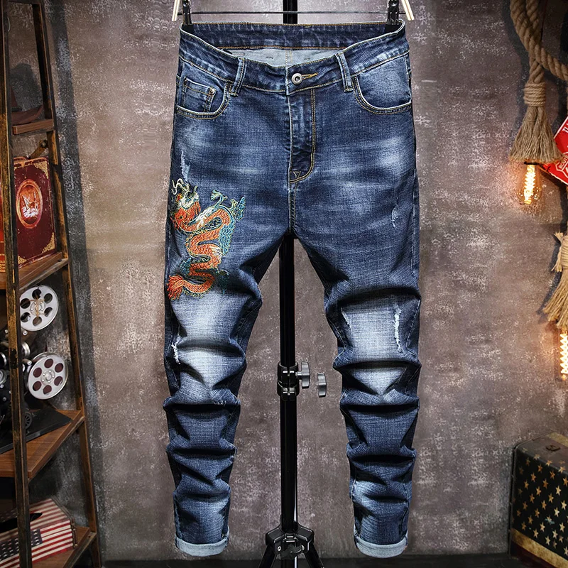 

2021 spring new personality embroidery men's jeans Chinese style embroidery pattern dragon Washed retro men's slim jeans