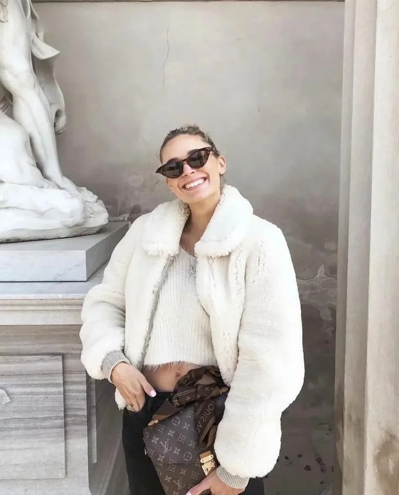 

Zoulv Winter Oversized Girl Outerwear Ribbit Faux Fur Fluffy Parka Fashion Women Imitation Fur Teddy Warm Thickening Jacket