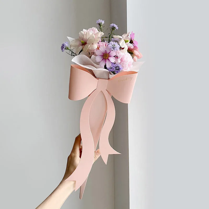 Ящик для цветов на один букет маленький складной ящик День святого Валентина 520 |