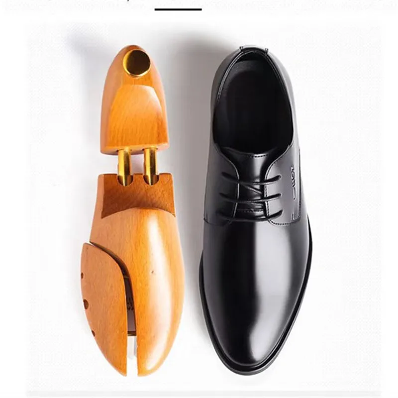 

2021 New Classic Business Men Dress Shoes Fashion Elegant Formal Wedding Shoes Men Slip On Office Oxford Shoes For Men