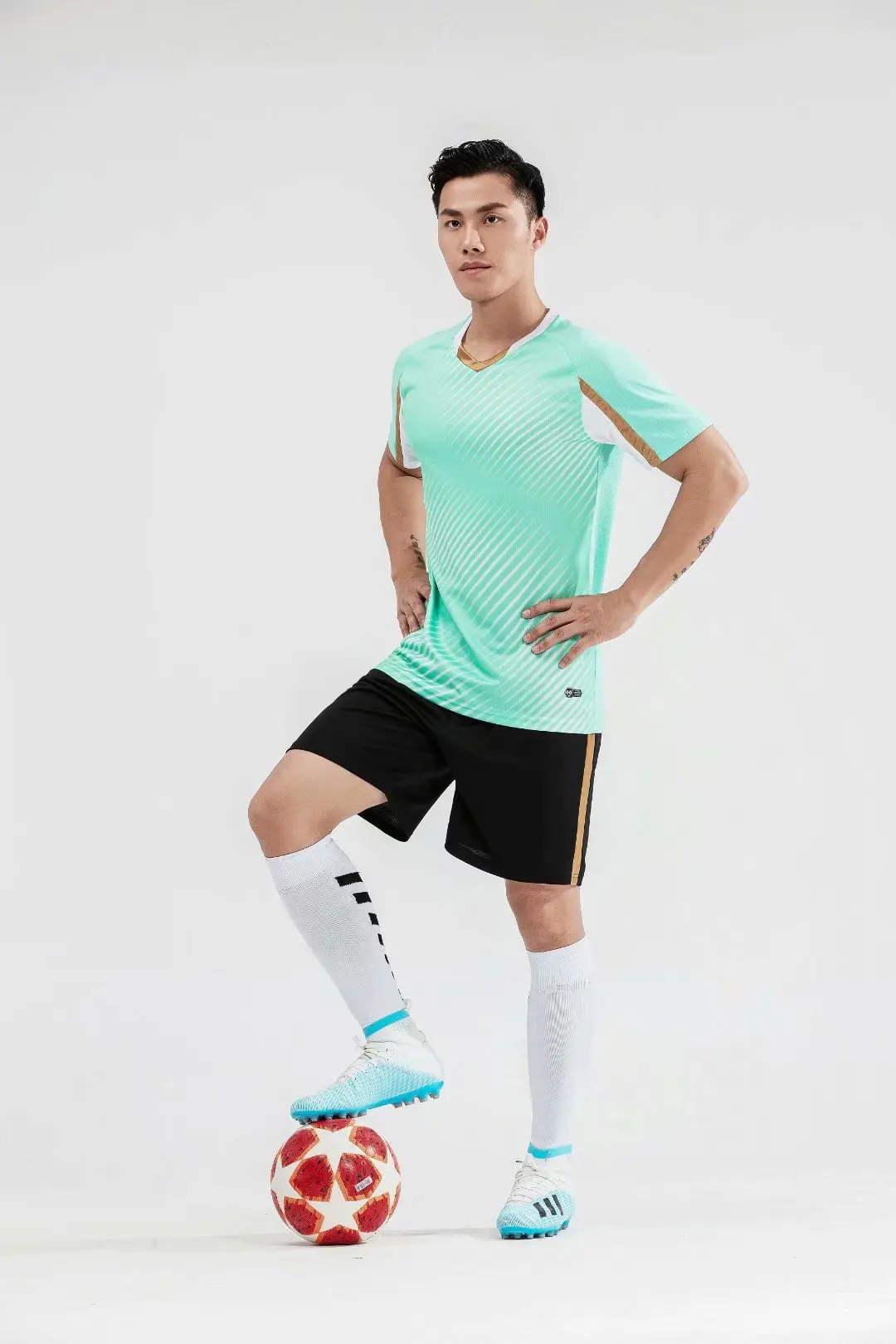 

Football Survetement suits Kids Adult Children soccer Jerseys Sets custom Sets Short Quick-drying breathable Training Tracksui