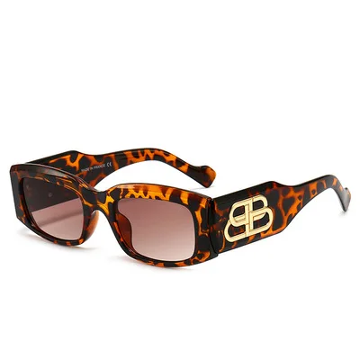 

Small-frame Sunglasses For Lovers Couples Stylish Sunglasses Europe And America Personality Street Photography Glasses 2021