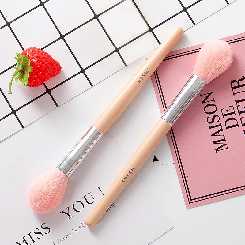 

Flame Blush Loose Powder Makeup Brush Loose Powder Repair Brush Female Beginners A Makeup Tool