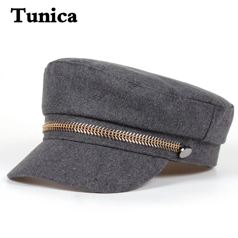 

Новинка, зимняя женская теплая шапка, плотный шерстяной берет, шапки, Модный берет с поясом и цепочкой, шапки, крутая шапка в британском стил...