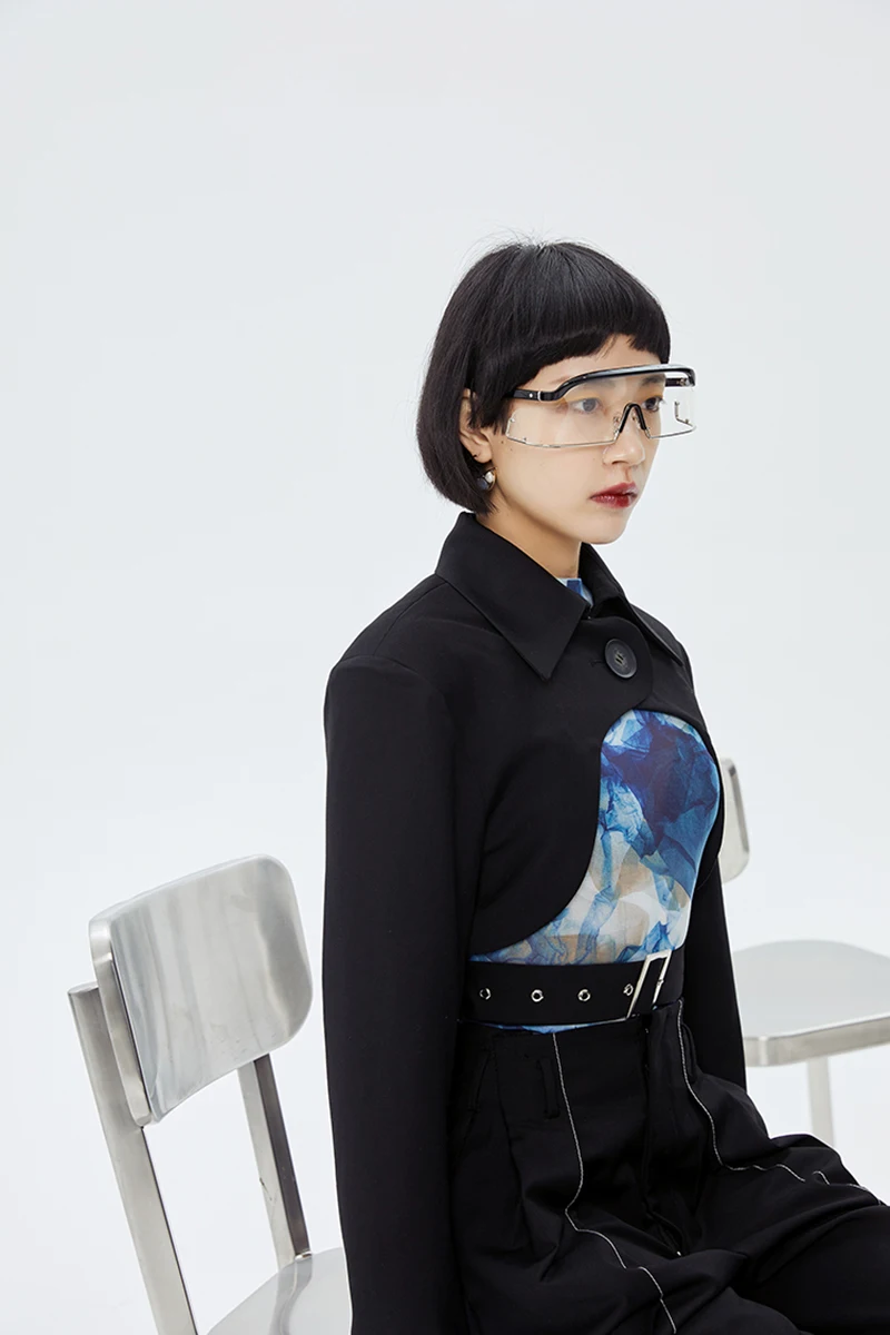 

[EAM] Loose Fit Black Hollow Out Split Joint Short Jacket New Lapel Long Sleeve Women Coat Fashion Tide Spring 2021 1S973