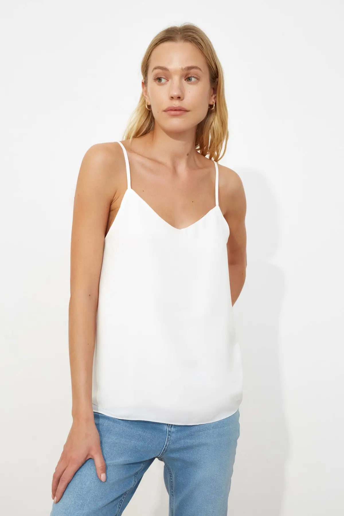 Trendyol базовые черные однотонные сексуальные топы летние повседневные женские с v