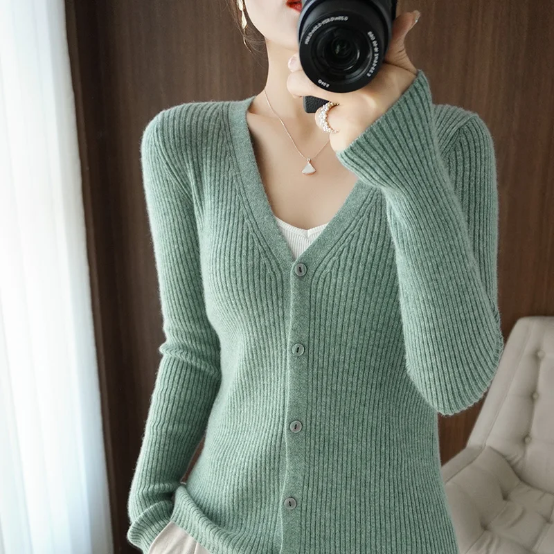 

Autumn and Winter New Cashmere Wool Blend Sweater Woman V-neck Cardigan Fashion Casual Knitted Tops Strip Drawing Sweater