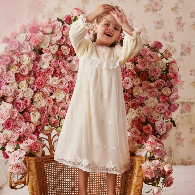 

Autumn Winter Children Flannel Nightgowns Girls Long Sleeve Lace Mesh Mid Length Bathrobe Soft Nightdress 2-10y Kids Homewear
